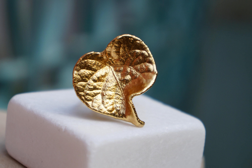 Inel cu frunză de pădure din alamă placată cu aur de 14K